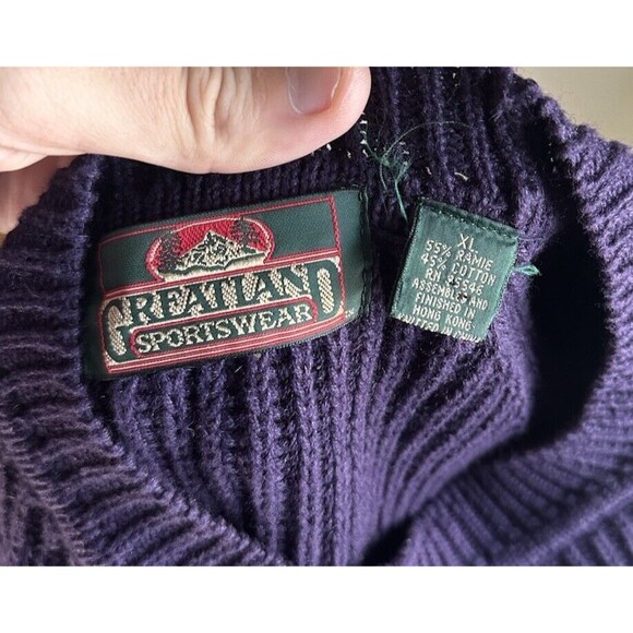 Vintage 90’s Purple Heavyweight Oversized Knit Sweater - Picture 3 of 3